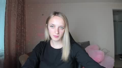 Snapshot of rousereed chatting on September 19, 11:33 am Rouse online show from September 19, 11:33 am