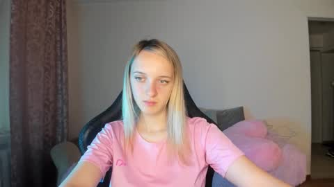 Snapshot of rousereed chatting on September 28, 6:41 am Rouse online show from September 28, 6:41 am