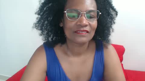 luxa online show from December 5, 7:38 pm