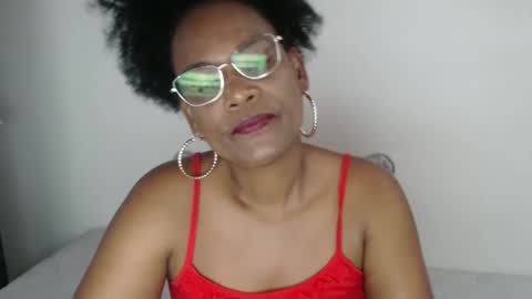 luxa online show from February 23, 8:44 pm