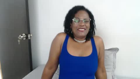 luxa online show from March 3, 1:31 pm