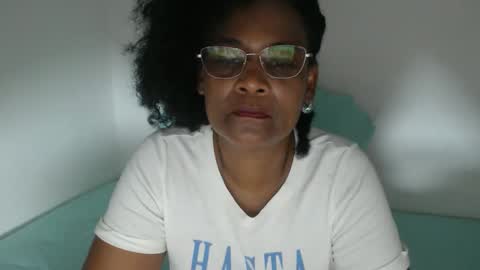 luxa online show from November 15, 1:18 pm