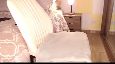Snapshot of rouss_henao chatting on June 15, 10:34 pm Rouss marie henao online show from June 15, 10:34 pm
