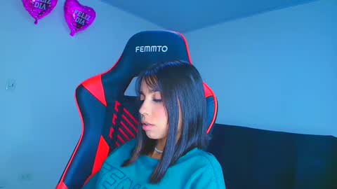 rousse_violet online show from September 29, 1:11 am