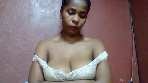 Snapshot of rovaelyah chatting on October 21, 2:18 pm rovaelyah online show from October 21, 2:18 pm