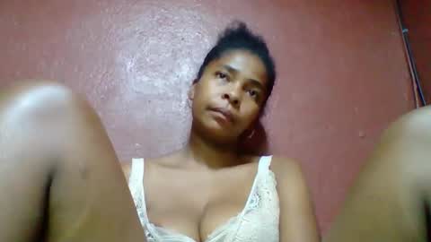 rovaelyah online show from November 22, 7:18 am