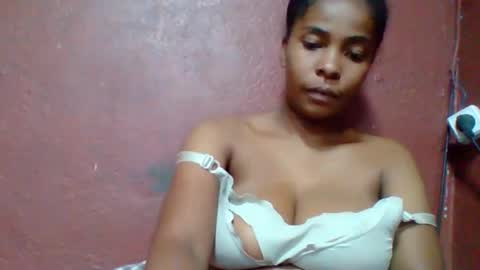 rovaelyah online show from April 9, 6:19 am