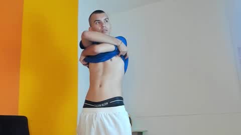 Snapshot of rowancley chatting on October 20, 1:00 pm Rowan online show from October 20, 1:00 pm