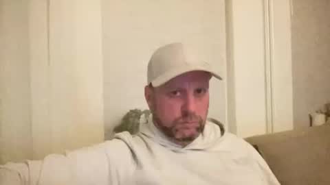 Snapshot of rowannp1 chatting on April 3, 8:51 pm rowannp1 online show from April 3, 8:51 pm