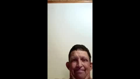 rowellbradley88 online show from May 25, 11:16 am