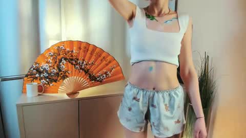 rowenacady online show from March 1, 7:59 pm