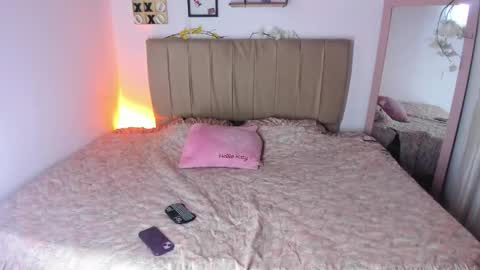 Roxx online show from October 31, 8:15 am