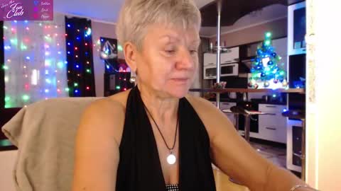 Snapshot of roxana_brooks chatting on January 3, 1:47 pm Roxana online show from January 3, 1:47 pm
