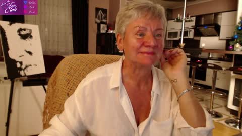 Snapshot of roxana_brooks chatting on January 8, 2:35 pm Roxana online show from January 8, 2:35 pm