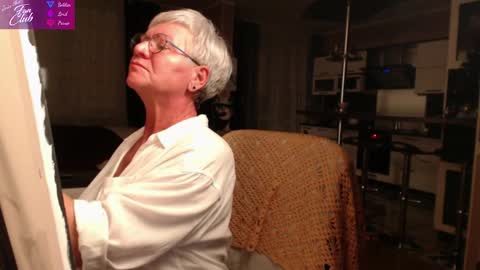 Snapshot of roxana_brooks chatting on January 8, 5:37 pm Roxana online show from January 8, 5:37 pm