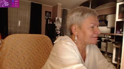 Snapshot of roxana_brooks chatting on January 16, 4:50 pm Roxana online show from January 16, 4:50 pm