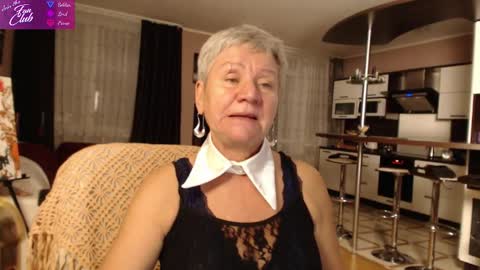 Snapshot of roxana_brooks chatting on January 18, 6:43 pm Roxana online show from January 18, 6:43 pm