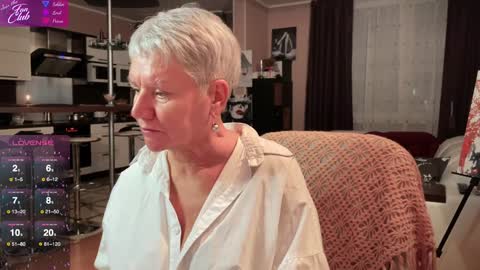 Snapshot of roxana_brooks chatting on January 20, 4:12 pm Roxana online show from January 20, 4:12 pm