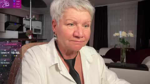 Snapshot of roxana_brooks chatting on January 29, 6:18 pm Roxana online show from January 29, 6:18 pm