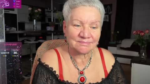 Snapshot of roxana_brooks chatting on February 18, 10:14 pm Roxana online show from February 18, 10:14 pm