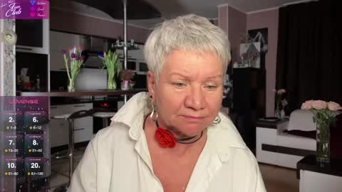 Snapshot of roxana_brooks chatting on March 8, 6:05 pm Roxana online show from March 8, 6:05 pm