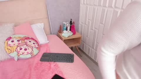 roxanebrown online show from May 7, 7:41 pm