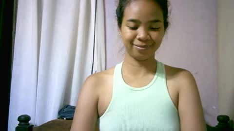 roxanne_98 online show from October 29, 1:30 am