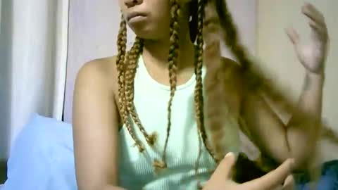 roxanne_98 online show from December 21, 2:51 am