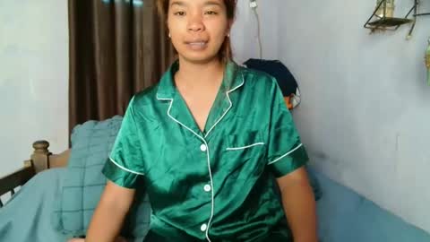 roxanne_98 online show from February 19, 4:19 am