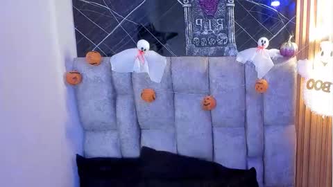 Roxanna online show from October 27, 12:53 pm