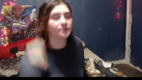 Snapshot of roxanneroulette chatting on January 2, 2:11 am Silver online show from January 2, 2:11 am