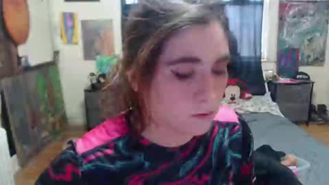Snapshot of roxanneroulette chatting on January 18, 10:06 pm Silver online show from January 18, 10:06 pm