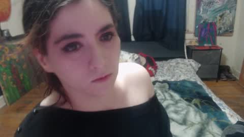 Snapshot of roxanneroulette chatting on January 22, 11:43 pm Silver online show from January 22, 11:43 pm