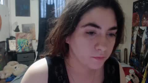 Snapshot of roxanneroulette chatting on February 11, 11:12 pm Silver online show from February 11, 11:12 pm