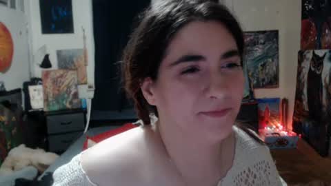 Snapshot of roxanneroulette chatting on February 17, 1:58 am Silver online show from February 17, 1:58 am