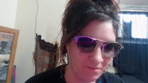 Snapshot of roxanneroulette chatting on March 7, 5:38 pm Silver online show from March 7, 5:38 pm