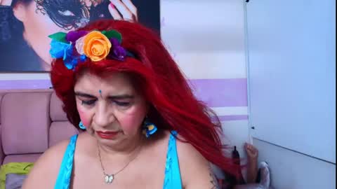 Snapshot of roxettemature chatting on April 17, 12:08 pm RoxetteMature online show from April 17, 12:08 pm