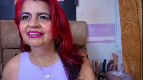Snapshot of roxettemature chatting on May 19, 12:22 pm RoxetteMature online show from May 19, 12:22 pm