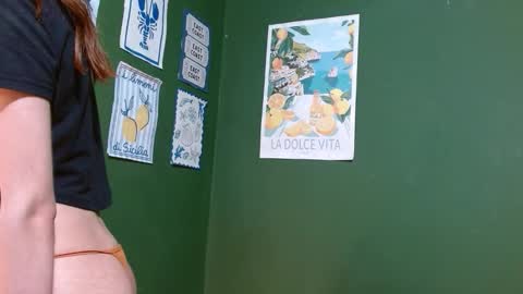 Roxie online show from November 16, 1:55 am