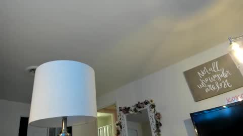 roxxannafox online show from May 6, 1:47 am