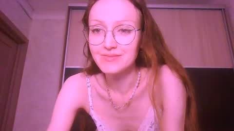 Snapshot of roxxywharton chatting on June 29, 12:16 pm Roxxy Wharton online show from June 29, 12:16 pm