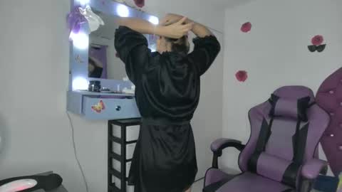 Roxy online show from May 11, 4:51 am