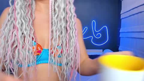 Roxy online show from January 10, 1:42 am