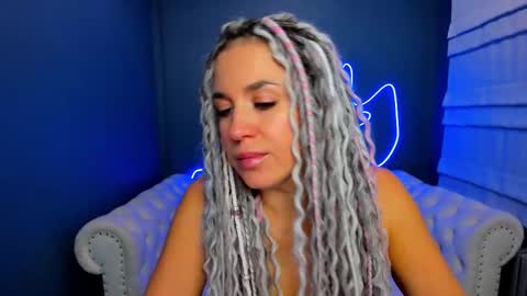 Roxy online show from October 23, 1:27 am