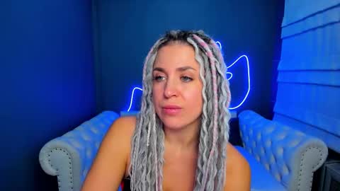 Roxy online show from November 5, 2:00 am