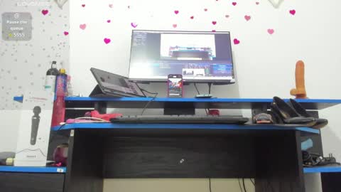 roxy online show from May 9, 3:12 am