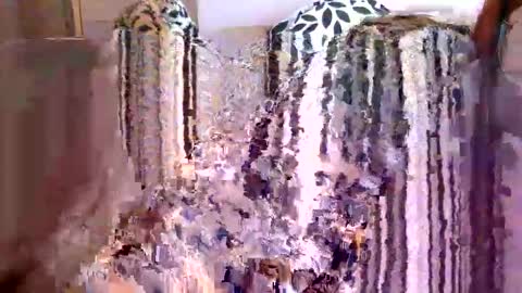Snapshot of roxy_secrets chatting on December 23, 12:19 pm roxy secrets online show from December 23, 12:19 pm