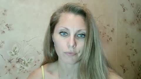 roxyfox18x01 online show from October 11, 2:26 pm