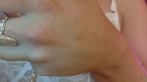 Snapshot of roxynyes chatting on September 26, 2:04 am Roxy Nyes online show from September 26, 2:04 am