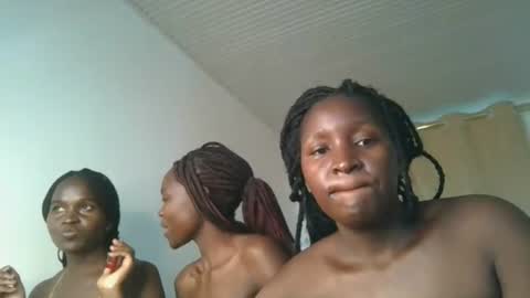 royal_goddes2 online show from June 28, 6:52 am
